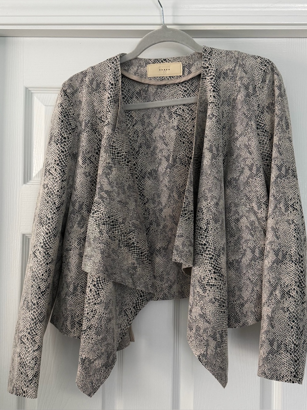 Blank NYC Snake-Print Draped Open Front Cardigan in Taupe and Black - Medium